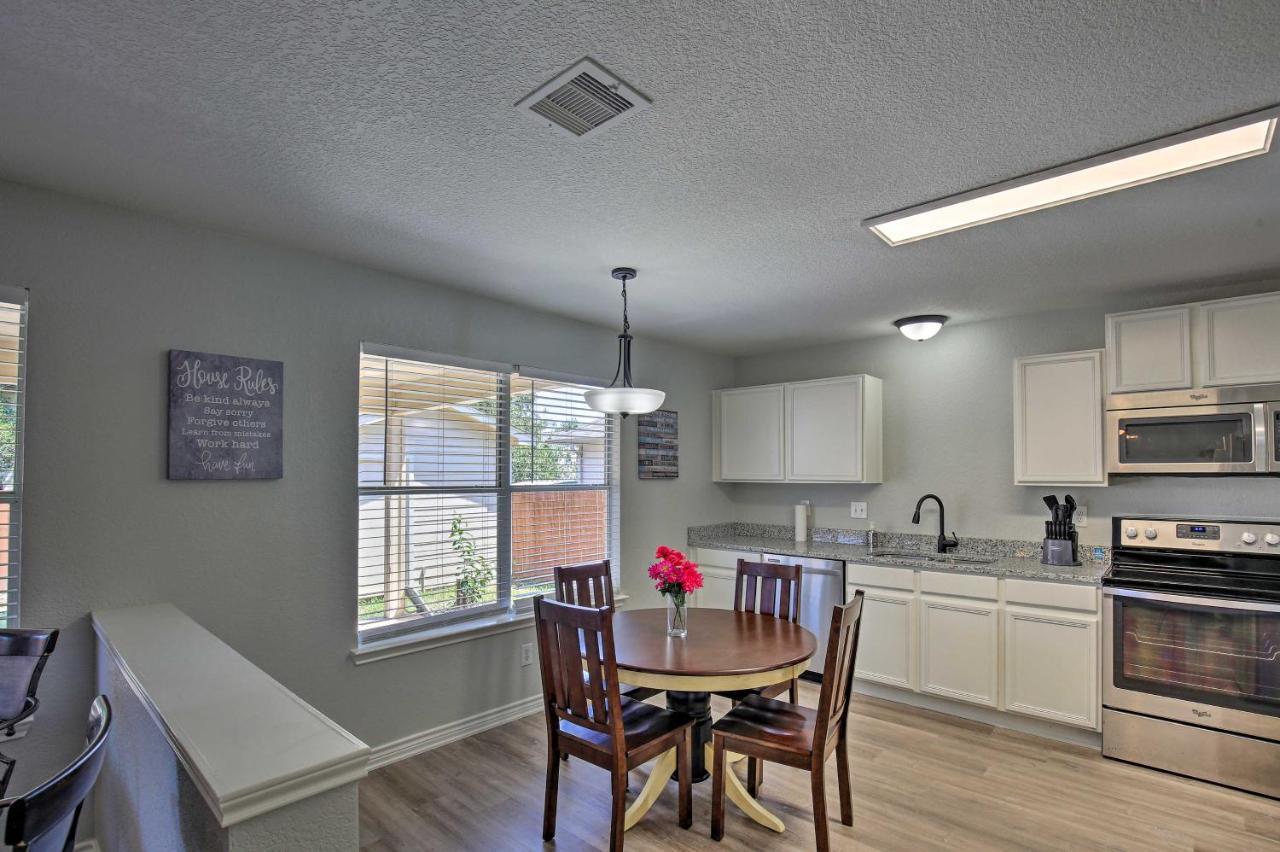 Spacious San Antonio Home About 9 Miles To Usta! Exterior photo